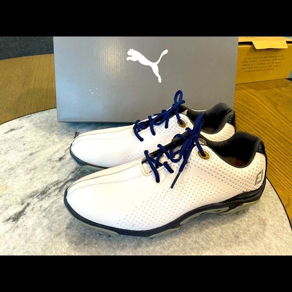 Boys golf shoes